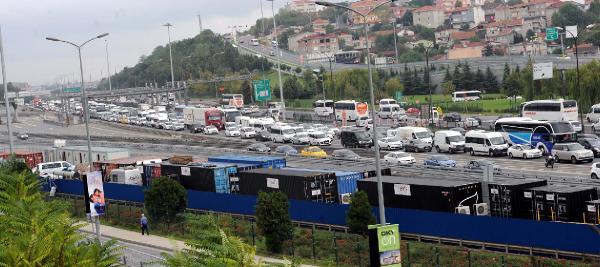 Okulun ilk gününde trafik