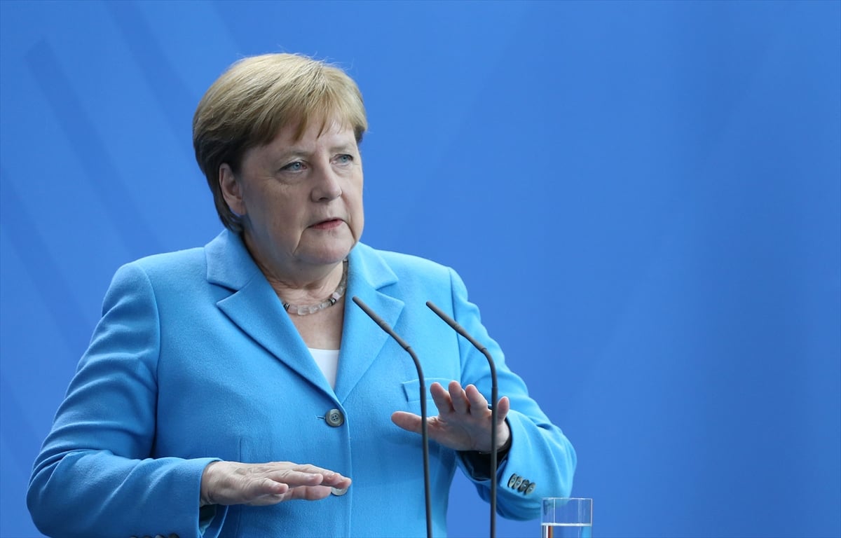Merkel: Endişeye gerek yok, görevimin başındayım