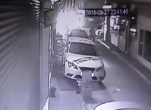 6 kişiyi pompalı tüfekle yaralayan otomobil sürücüsünün ateş etme anı güvenlik kamerasında