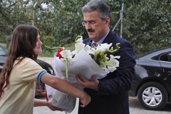 Konuşmalar uzayınca öğrencilerden bazıları uyudu