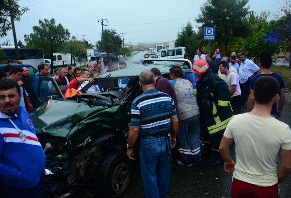 Ehliyetsiz sürücünün çarptığı kamyonetin sürücüsü öldü