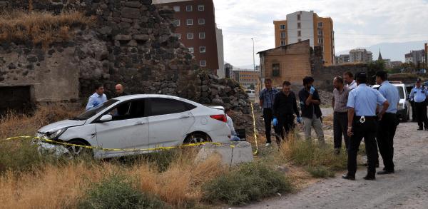 Kayseri’de silahlı kişi, polisi alarma geçirdi