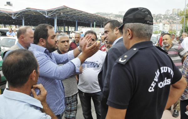 Tramvay şantiyesi inşaatı şehir pazarını kapattırdı