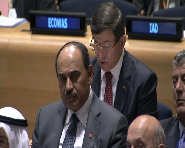 Başbakan Davutoğlu Terör Zirvesi’nde liderlerden destek istedi (1)