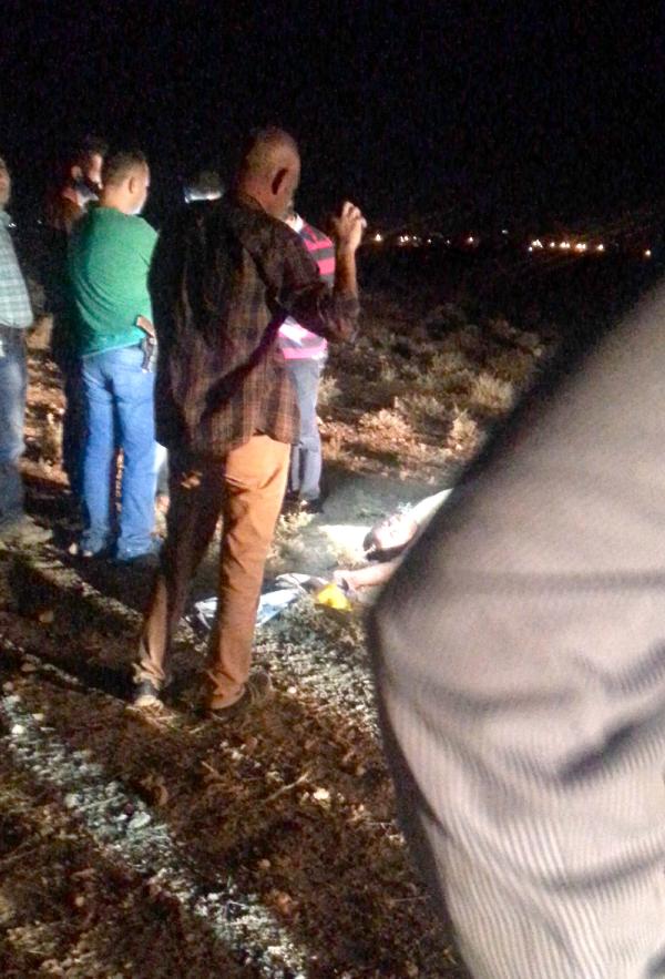 Akçakale'de boş arazide ceset bulundu