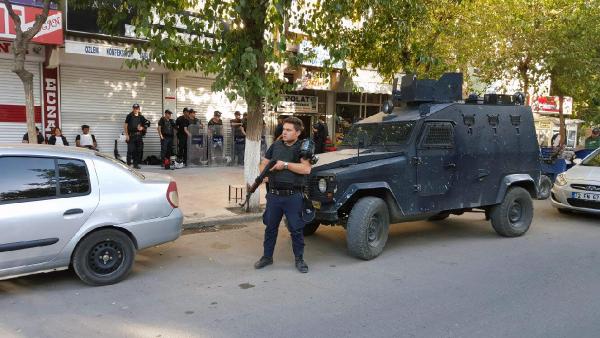 Siirt'te DBP ve İHD'ye operasyon: 8 gözaltı
