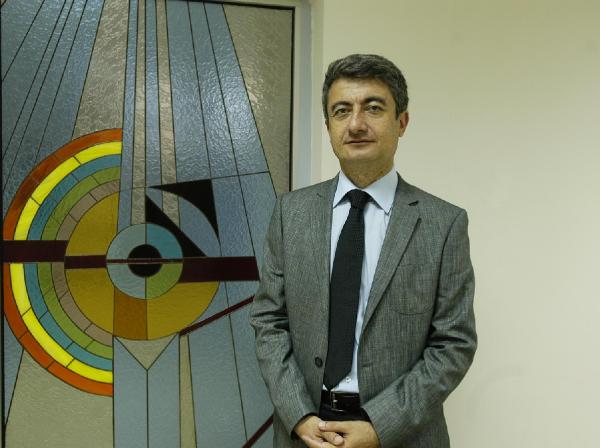 Prof.Dr. Baykara 'Glokom Valfi' geliştirdi