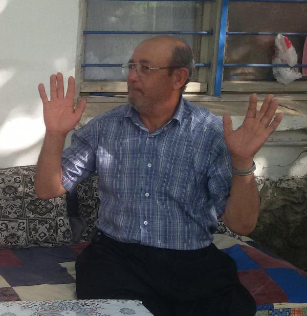Üzerine ağaç devrildi, öldü