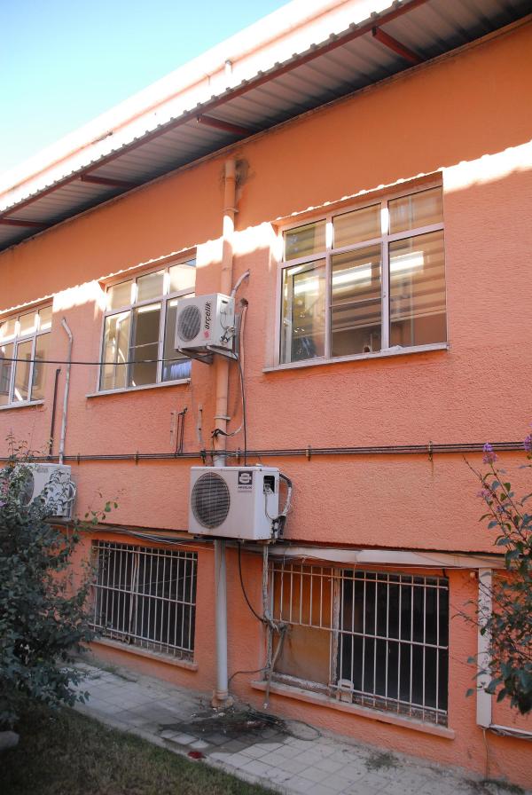 Çifte intihar girişiminde bulunan İskoç turist, ağır yaralandı