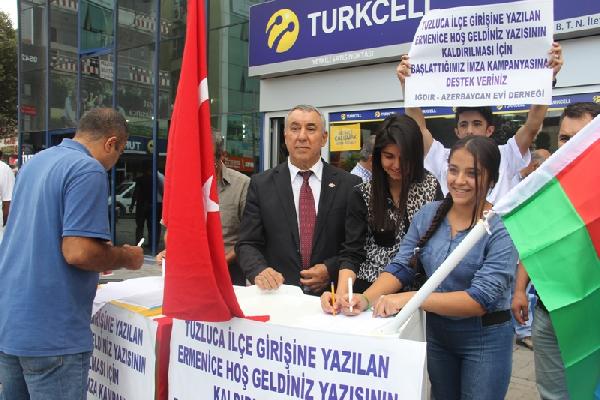 Ermenice 'Hoşgeldiniz' yazısının kaldırılması için imza kampanyası