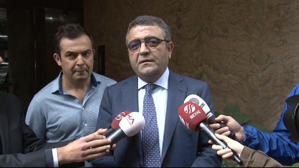 Sezgin Tanrıkulu'ndan Ahmet Hakan'a geçmiş olsun ziyareti