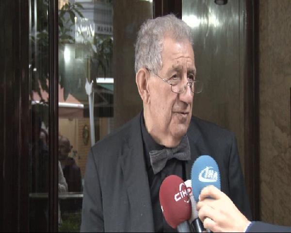 Doğan Hızlan, Ahmet Hakan'ı evinde ziyaret etti