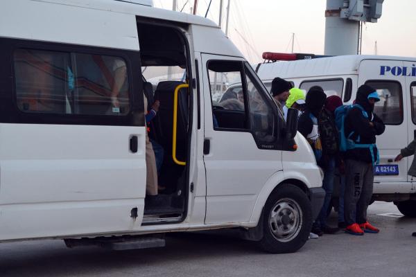 Kaçaklar son anda kurtarıldı