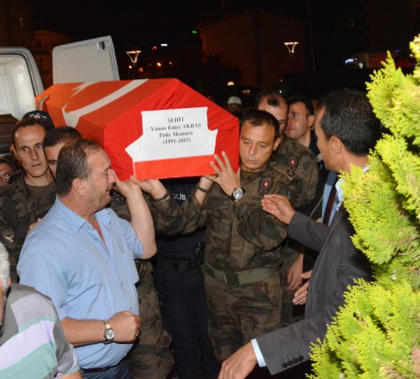 Cizre'deki saldırıda yaralanan özel harekat polisi, GATA'da şehit oldu (2)