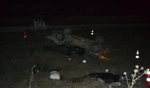 Edirne’de askeri araç devrildi: 1 şehit, 3 yaralı