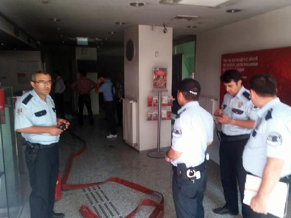 Ereğli’de banka şubesinde yangın paniği: 13 kişi mahsur kaldı