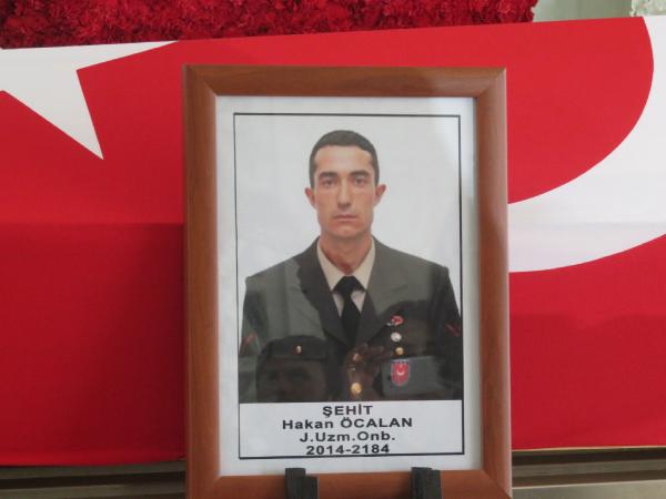 Şehit Uzman Onbaşı Hakan Öcalan son yolculuğuna uğurlandı
