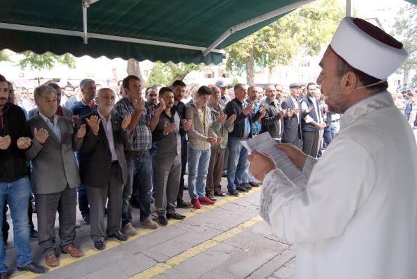 Kayseri’de İsrail’e tepki ve Hac’da ölenler için gıyabi cenaze namazı