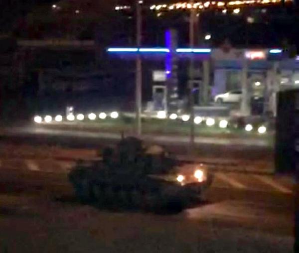 Mardin'de PKK mezarlığındaki yapılar imha edildi, 1 uçaksavar elegeçirildi (2)
