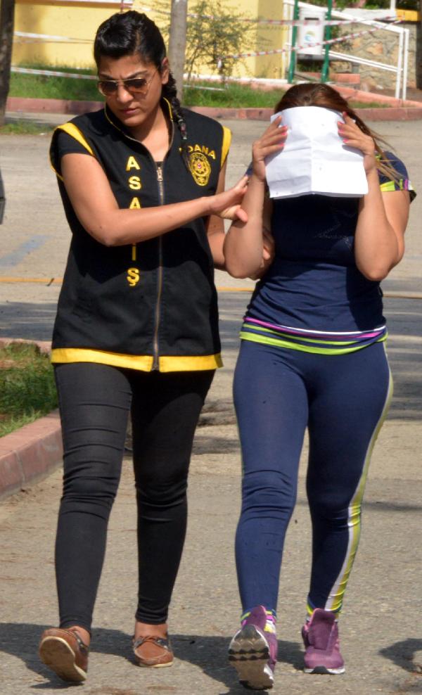 Adana'da polisin fuhuş operasyonu