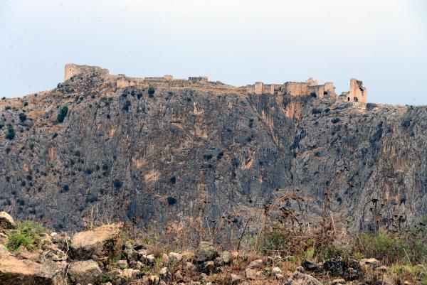Anavarza'da gladyatörlerin dövüş alanı bulundu