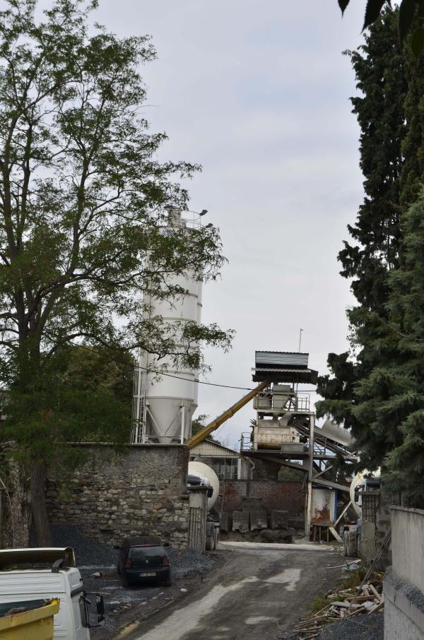 Tarihi Haliç Tersanesi'ne beton santrali...