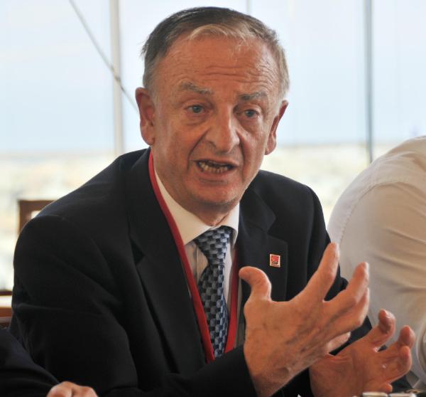 CHP’li aday: Mesut Yılmaz'ın desteğini aldım