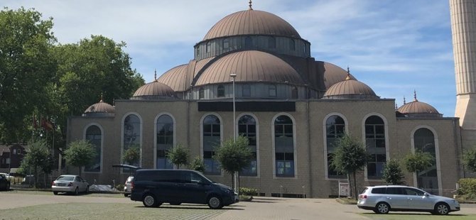 Almanya’da bir camiye daha tehdit mektubu