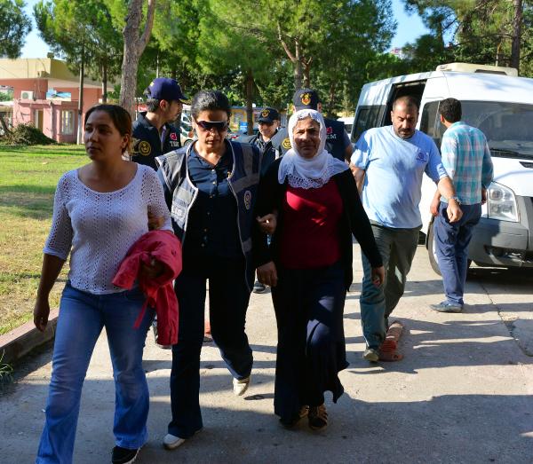 Korsan gösterileri organize eden 6 kişi yakalandı