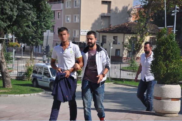 Ayrıldığı nişanlısının annesinin otomobilini yaktı