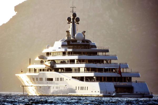 Rus milyarder Abramoviç'in lüks yatı Eclipse Bodrum'da