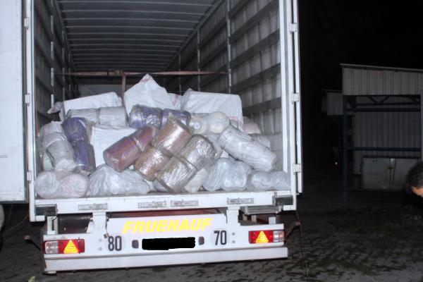 Düzce'de 127 bin paket kaçak sigara ele geçirildi