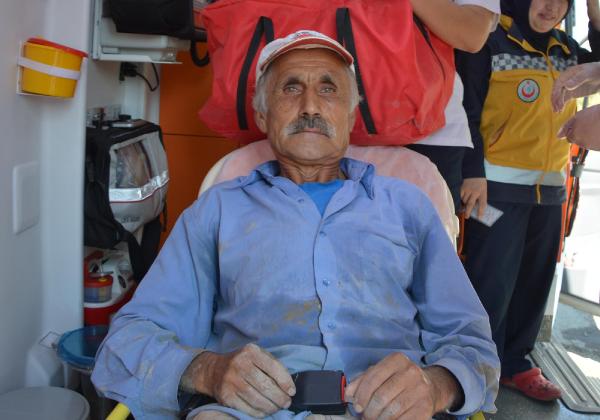 Yaralı işçi 'Berbat olur' diyerek sedyeye konulmasını istemedi