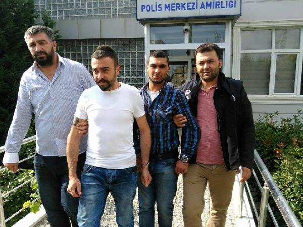 Çayırova'da uyuşturucu satıcılarına suçüstü