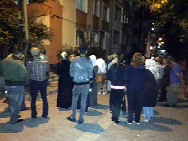 Avcılar’daki taşıyıcı kolonu patlayan 6 katlı bina boşaltıldı