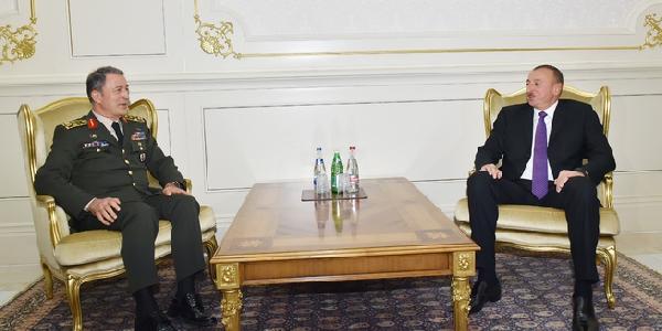 Genelkurmay Başkanı Orgeneral  Akar, Aliyev'le görüştü