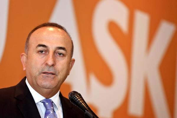 Çavuşoğlu, Avrupa'nın mülteci alımını eleştirdi: Hayvan mı seçiyorsunuz?