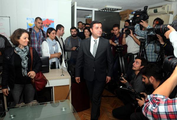 Demirtaş: Hükümetten ne bir açıklama duyduk, ne Başbakandan bu konuda bir özür duyduk