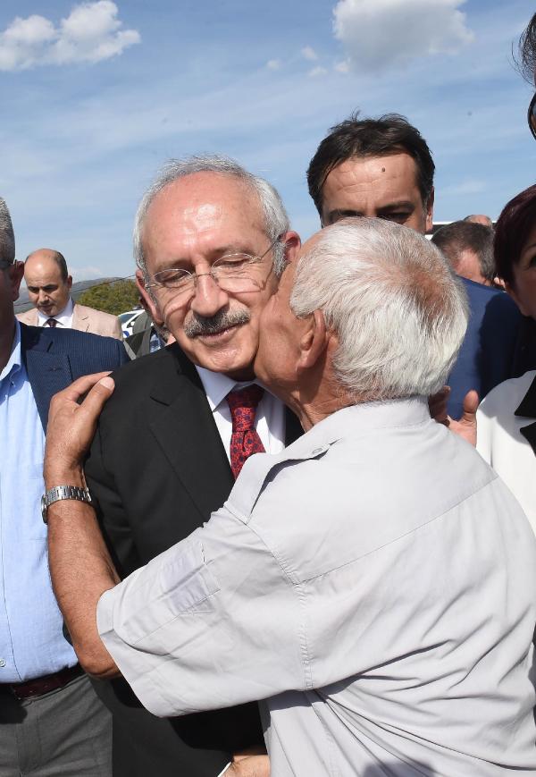 Kılıçdaroğlu: Bu seçimlerde ya demokrasiyi ya dikta yönetimini isteyeceğiz