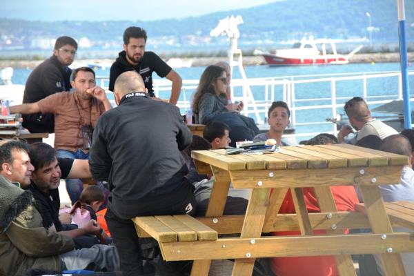 Ayvalık'ta 45 Suriyeli yakalandı
