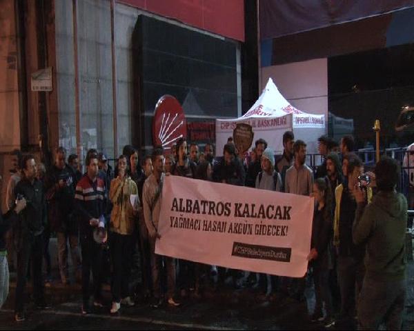 CHP İstanbul İl Merkezi önünde "Albatros Parkı" eylemi