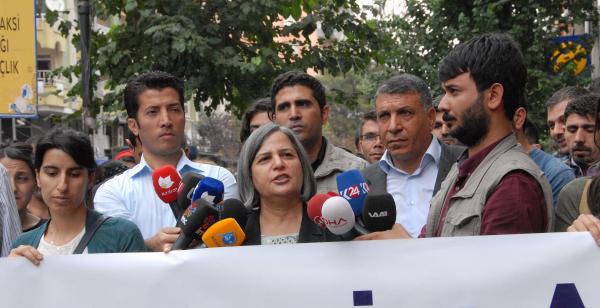 Kışanak'tan gazetecilere yapılan saldırılara tepki