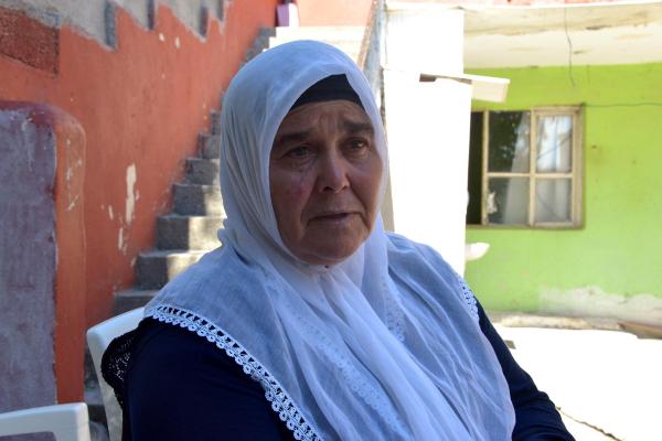 Kumar borcu yüzünden babasına evini sattırdı, ortadan kayboldu
