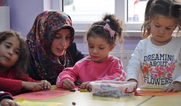 'Mucize bebek' Azra okula başladı