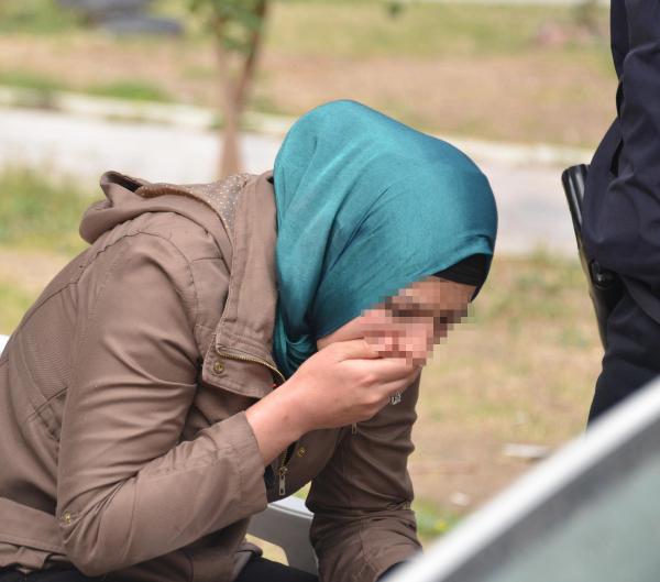Genç kız, 'sevgili olmayı' reddedince sokak ortasında dayak yedi