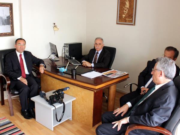 Bozdağ: Bu seçimin özü bir referandum