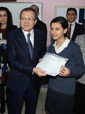 Karnelerini Vali ve Belediye Başkanı'ndan aldılar