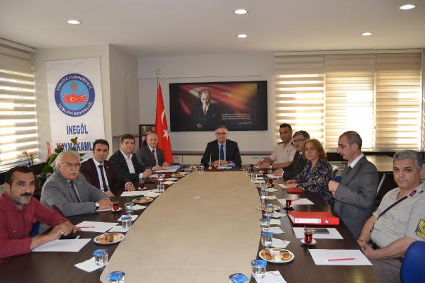 İnegöl'de partiler çentilmenlik anlaşması yaptı