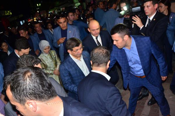 Başbakan: Kaçaklarla dava adamlarını ayıracak mısınız? (2)