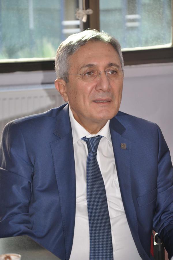 MHP'li Ayhan'dan Babacan'a eleştiri